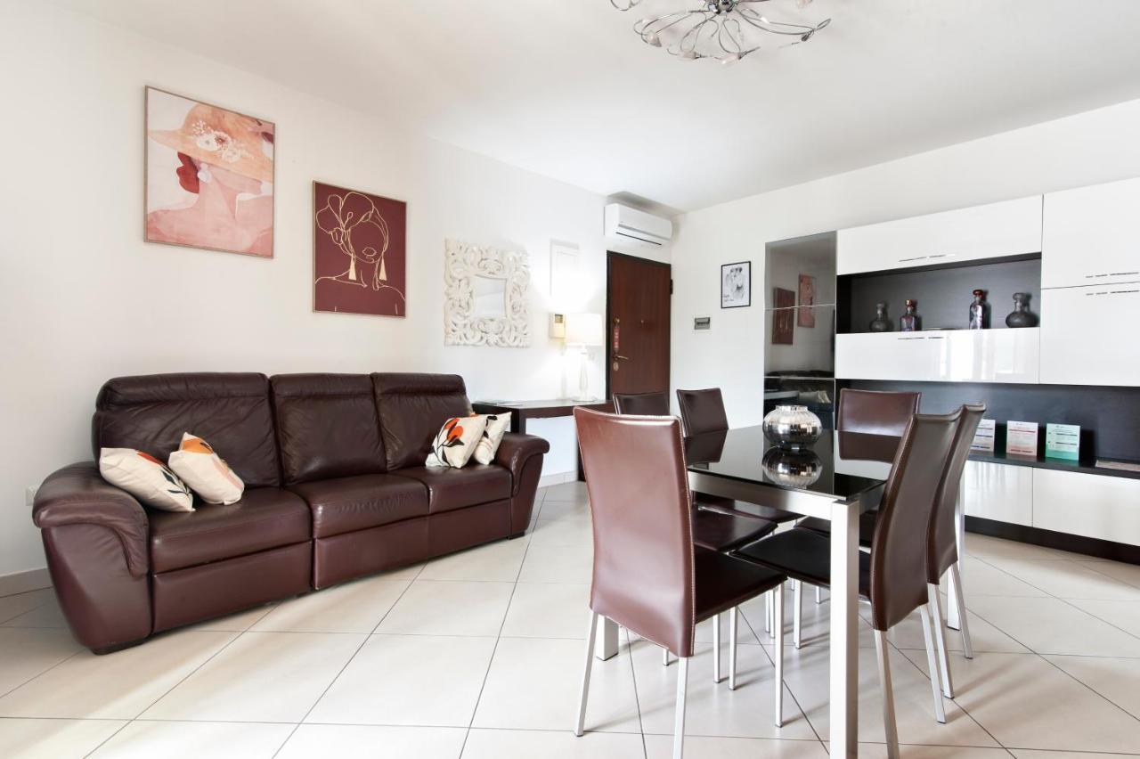 Casa Mabel Terrace - Sit Apartment Lecce Exteriör bild